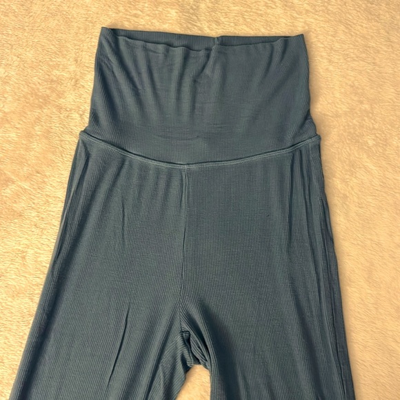 Aerie Real Soft Foldover Flare Leggings - Size Small - Picture 5 of 8